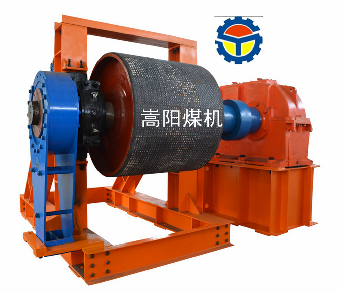 大傾角皮帶輸送機(jī)驅(qū)動