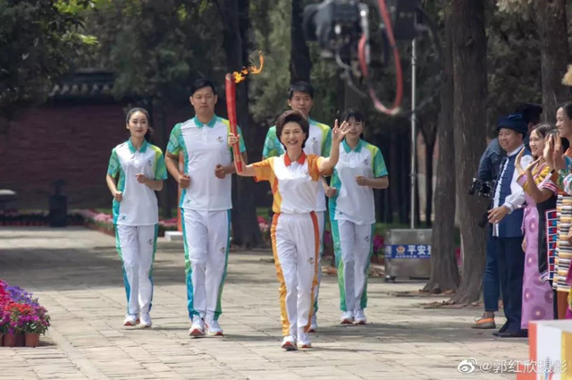 今天的告成觀星臺，一場火炬?zhèn)鬟f燃遍全國！